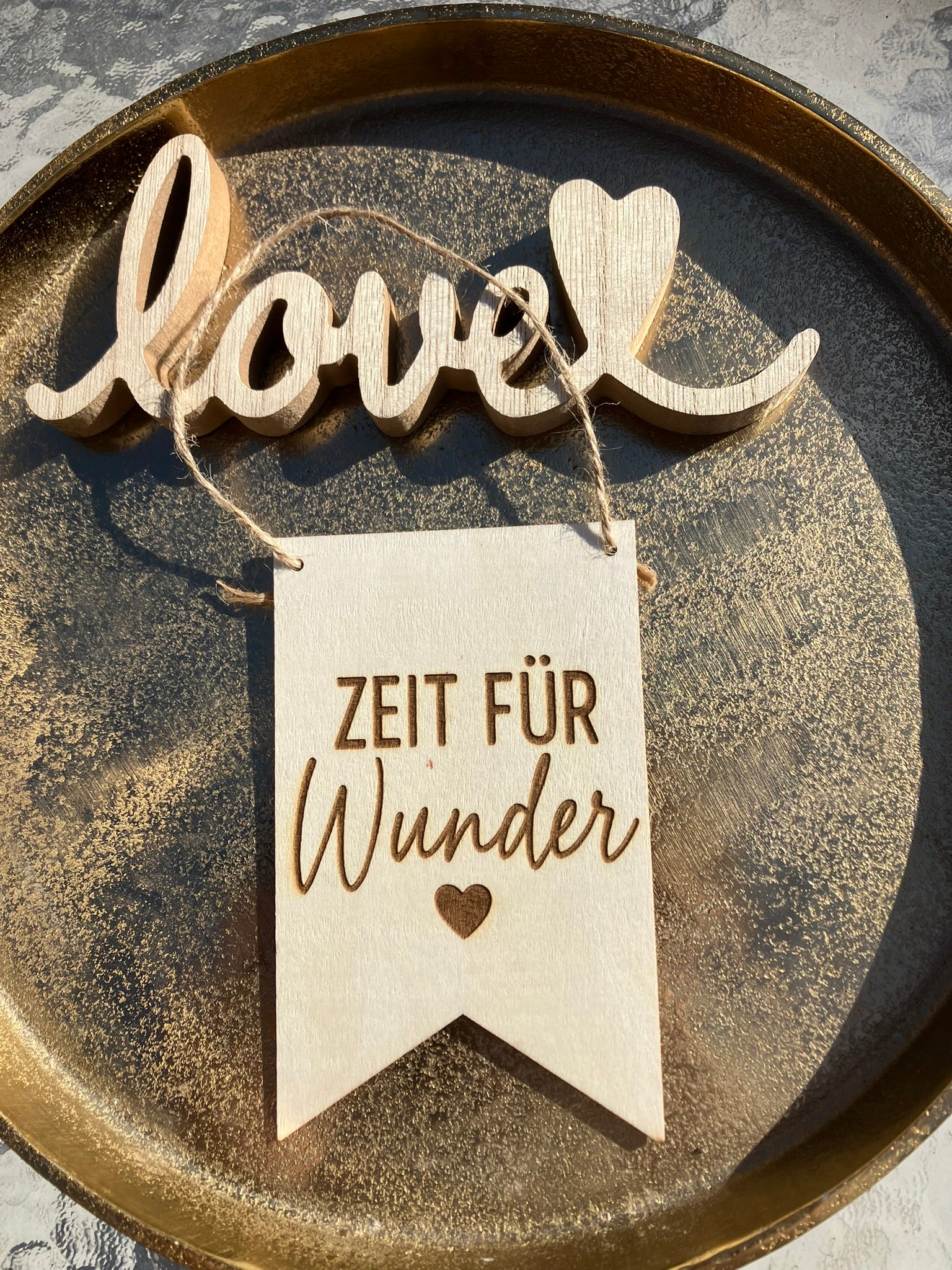 Holzschild "Zeit für Wunder"